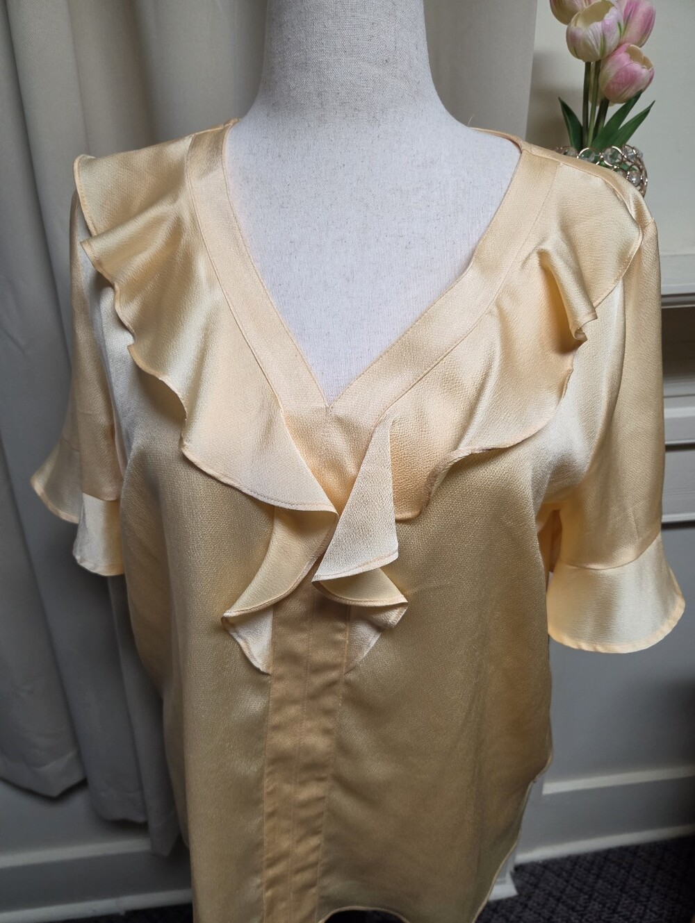 Liz Claiborne Peach Satin Ruffle V-Neck Blouse Size XL